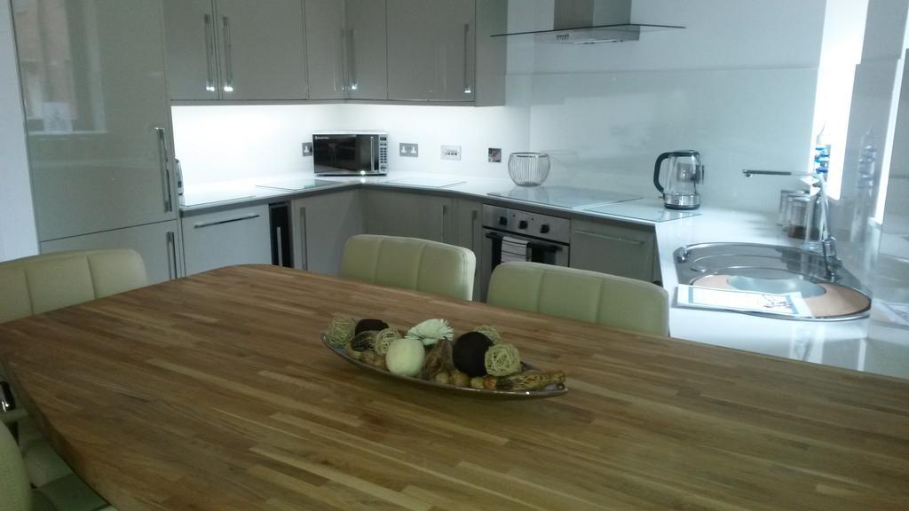 Shore View Apartment Единбург Номер фото