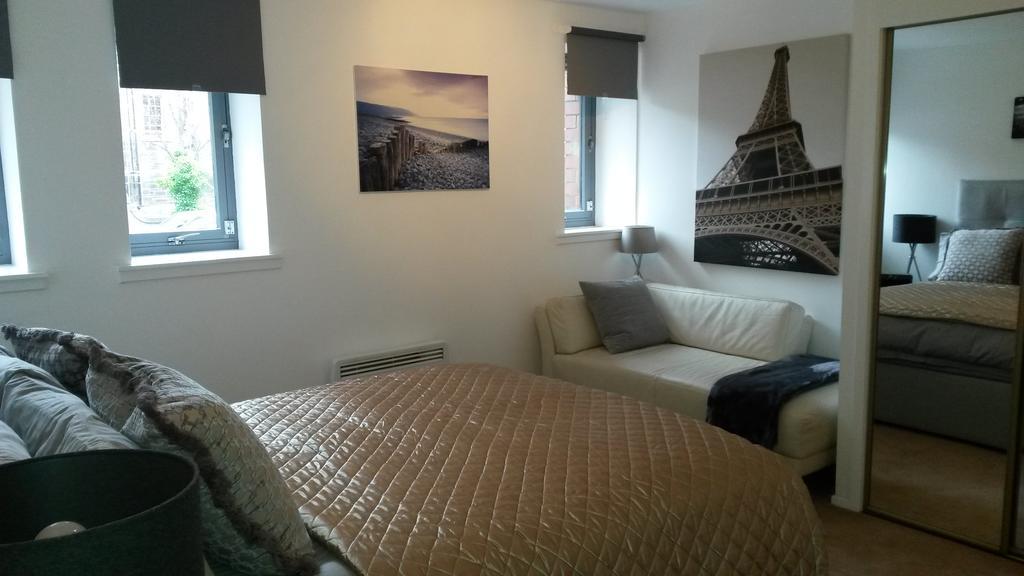 Shore View Apartment Единбург Номер фото