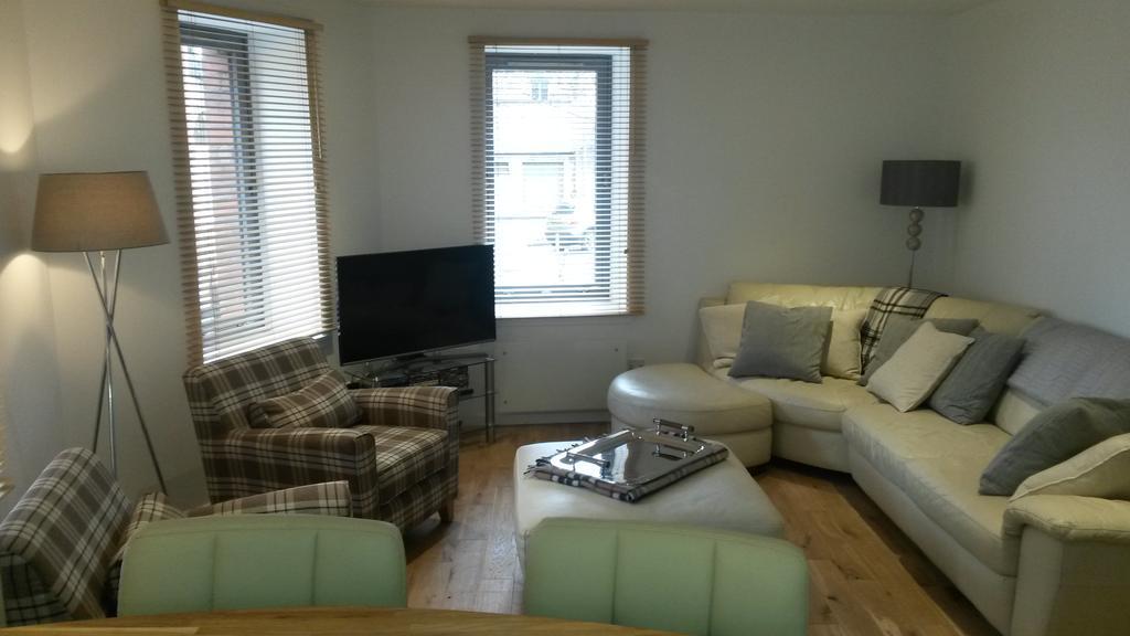 Shore View Apartment Единбург Номер фото